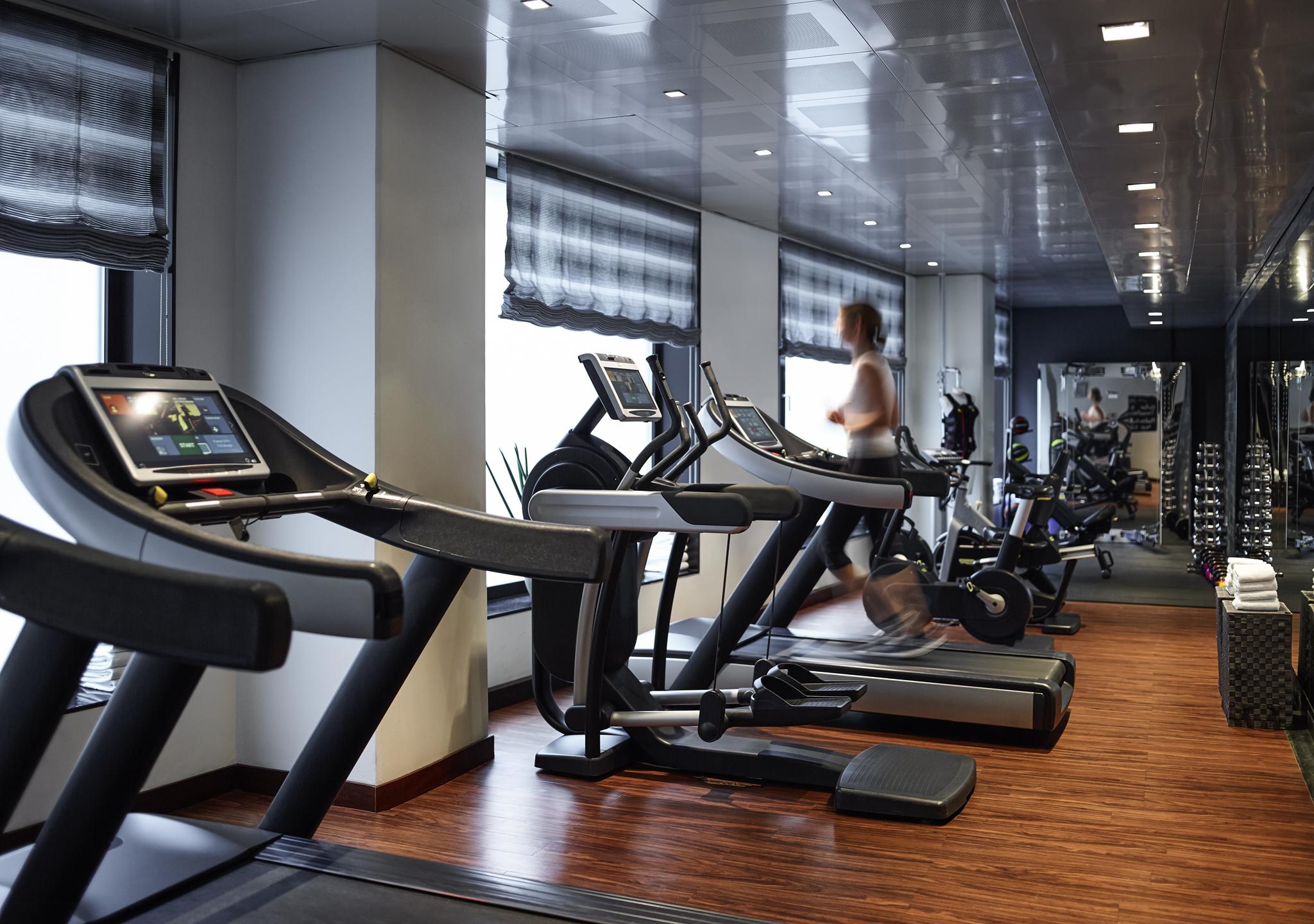 Отель Sofitel Munich Bayerpost Экстерьер фото The gym at the Mandarin Oriental, Munich