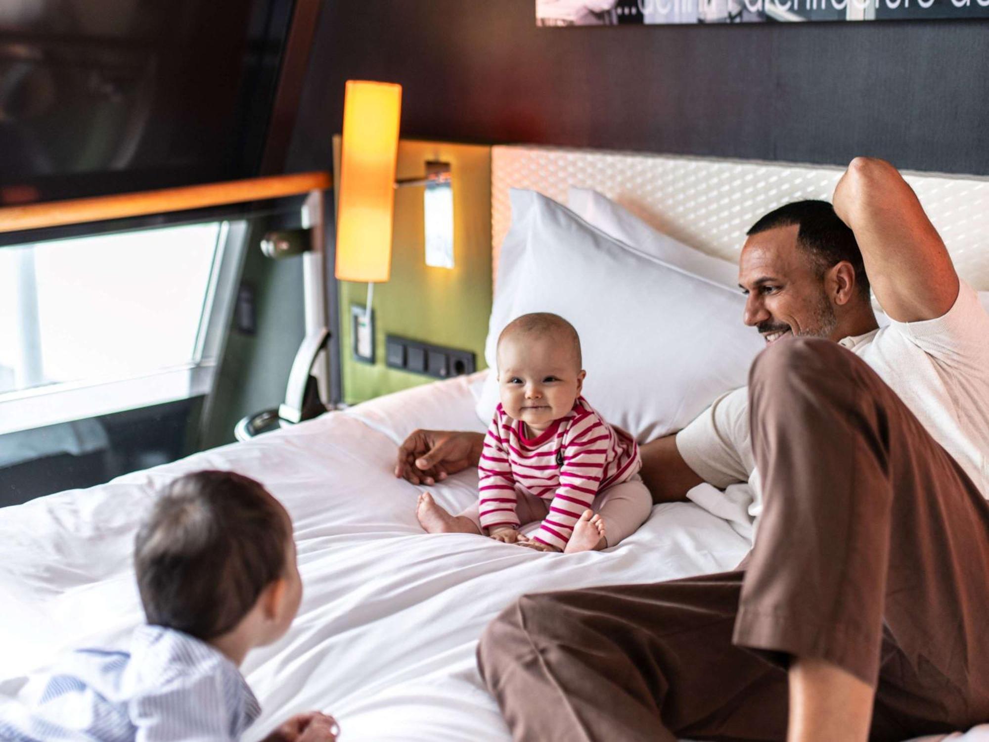 Отель Sofitel Munich Bayerpost Экстерьер фото